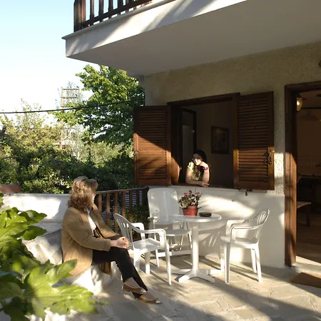 Hotel de apartamente Magani Kala Nera