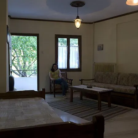 Magani Aparthotel Kala Nera