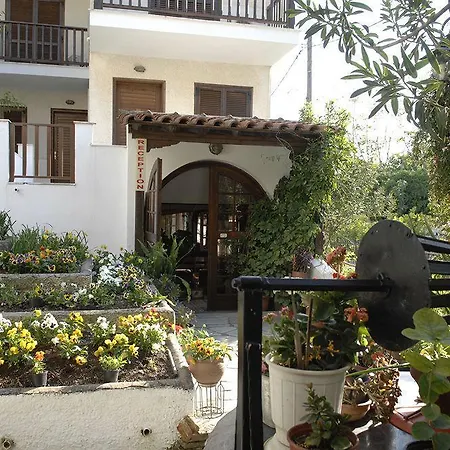 Hotel de apartamente Magani 2*