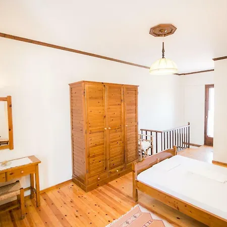 Hotel de apartamente Magani Kala Nera