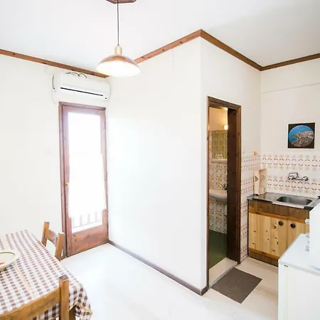 Magani Hotel de apartamente Kala Nera