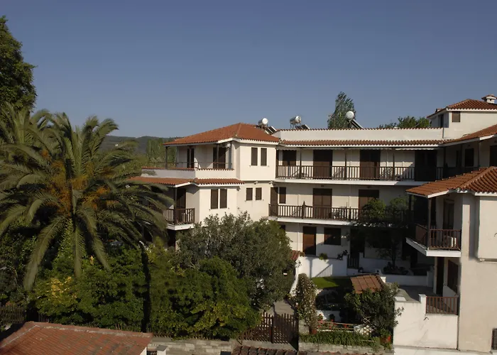 Ξενοδοχείο με διαμερίσματα μαγγάνι Καλά Νερά