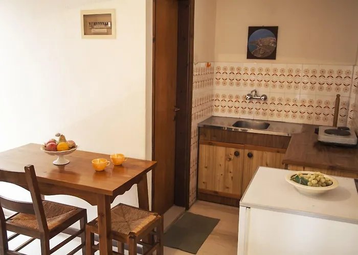 μαγγάνι Ξενοδοχείο με διαμερίσματα 2*