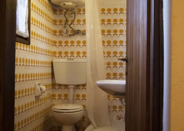 Ξενοδοχείο με διαμερίσματα μαγγάνι 2*