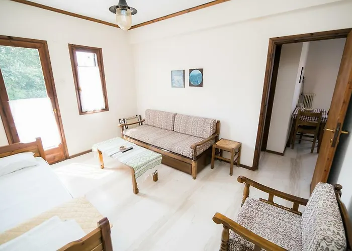 Ξενοδοχείο με διαμερίσματα μαγγάνι 2*