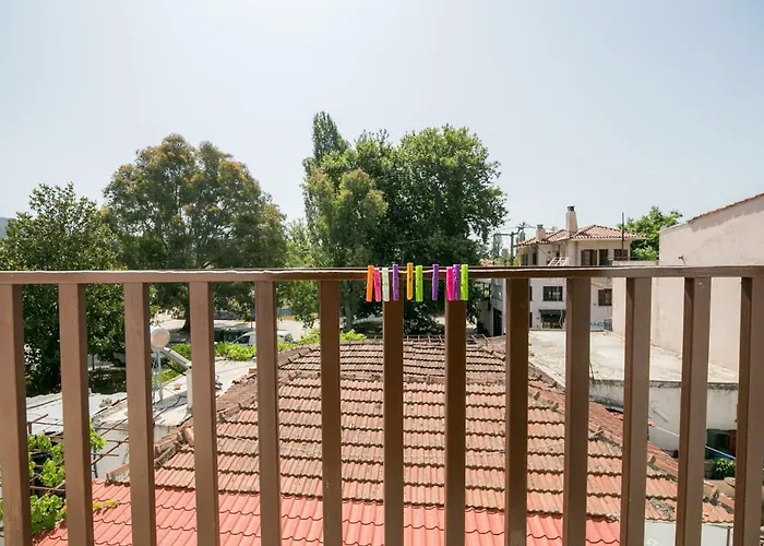 Ξενοδοχείο με διαμερίσματα μαγγάνι 2*