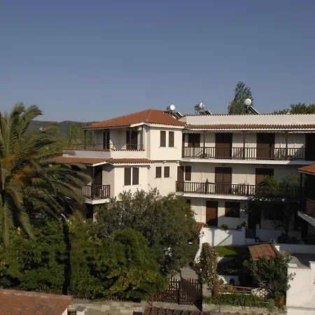 Appart hôtel Magani Kala Nera